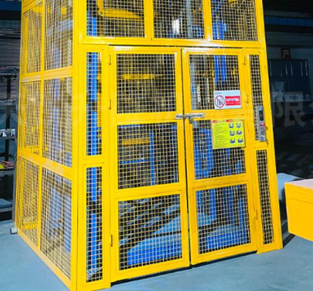 东安货梯可以安装在室外吗