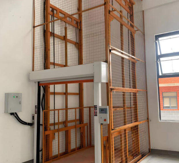 东安升降货梯是特种设备码